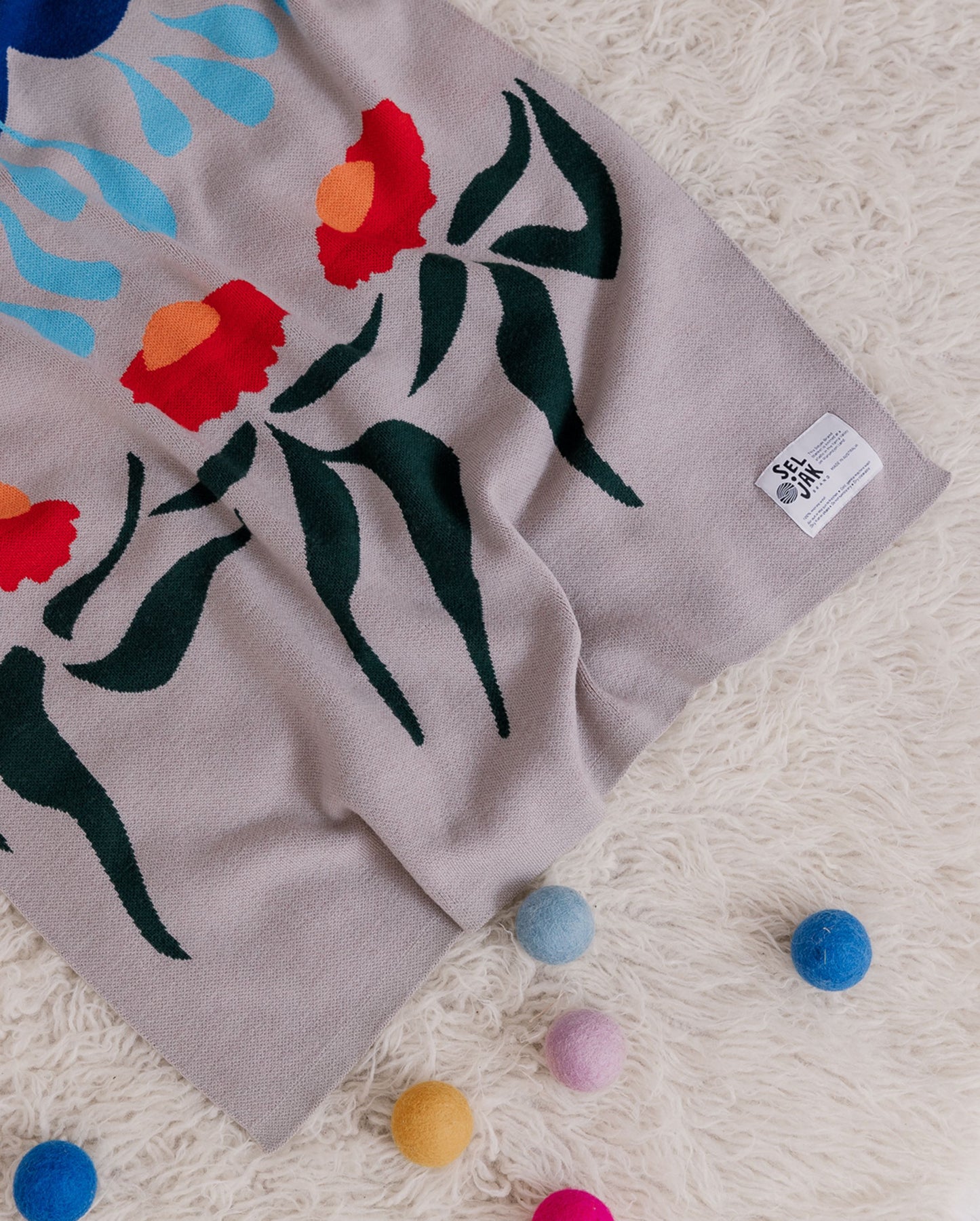 Dancing Daisies blanket